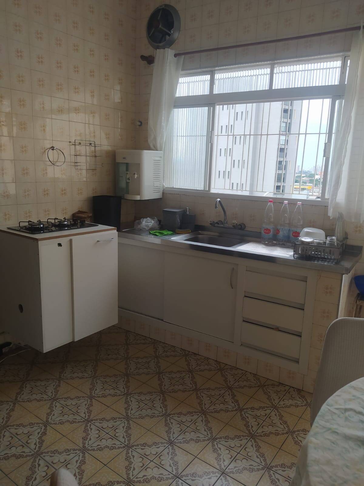 Casa, 4 quartos, 174 m² - Foto 1