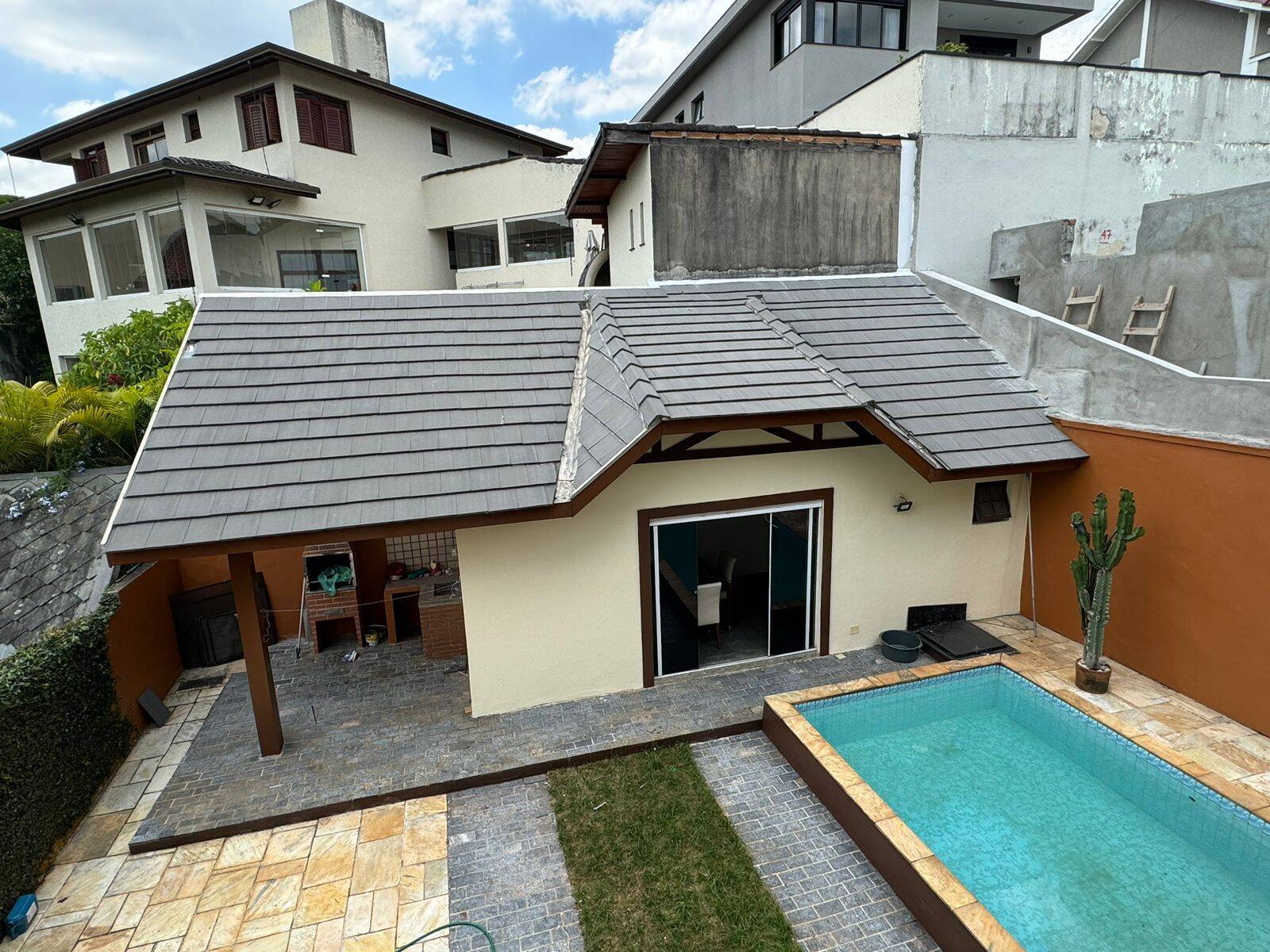 Casa, 4 quartos, 360 m² - Foto 2