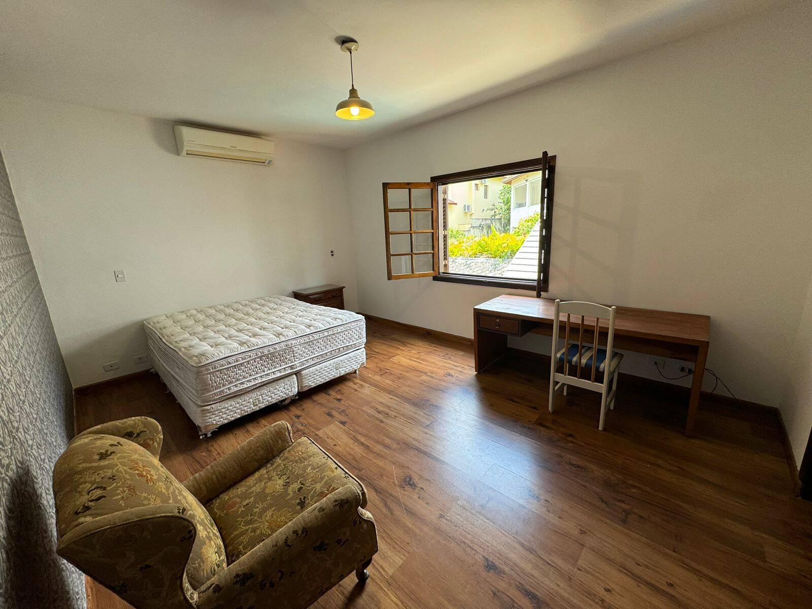 Casa, 4 quartos, 360 m² - Foto 24