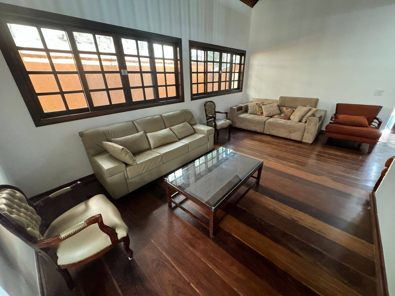 Casa, 4 quartos, 360 m² - Foto 4