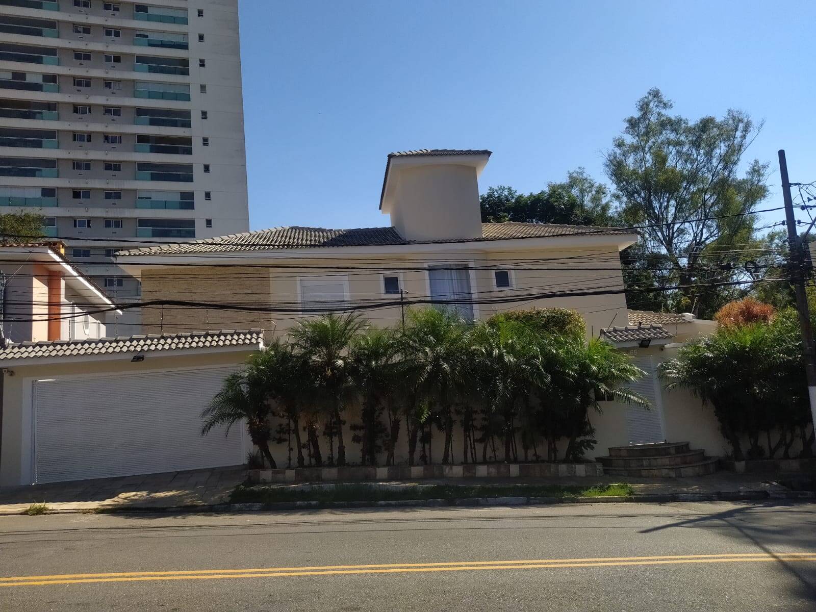 Sobrado, 5 quartos, 380 m² - Foto 2