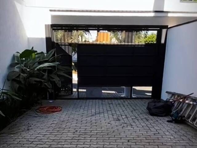 Sobrado para Venda em Osasco - 2