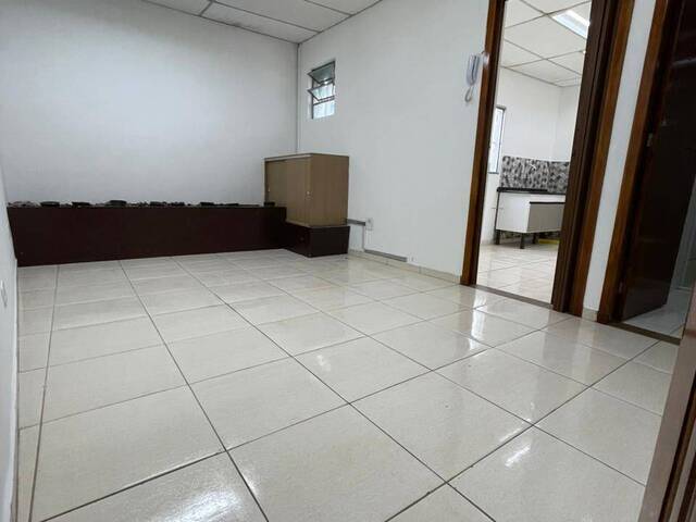 Apartamento para Locação em Carapicuíba - 2