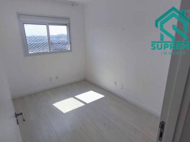 Apartamento para Venda em Carapicuíba - 5