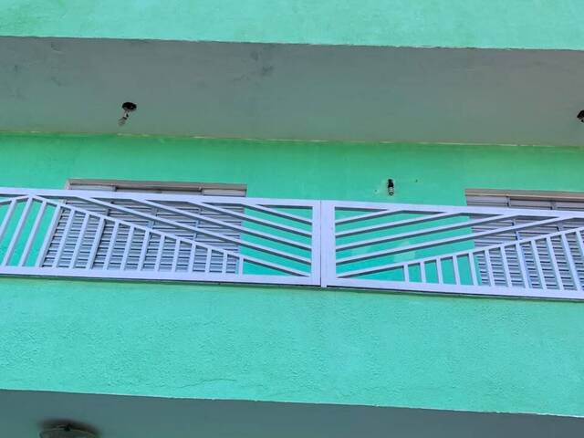 Sobrado para Venda em Carapicuíba - 3